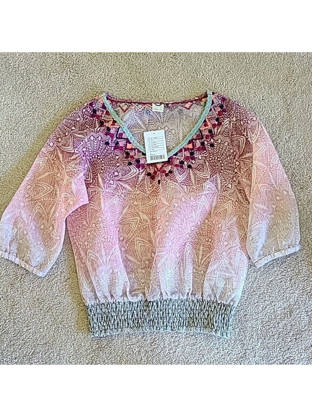 Akemi Kin Top